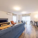 Bright 2 Bedroom I Cozy I Ideal For Family And Business Apartamento