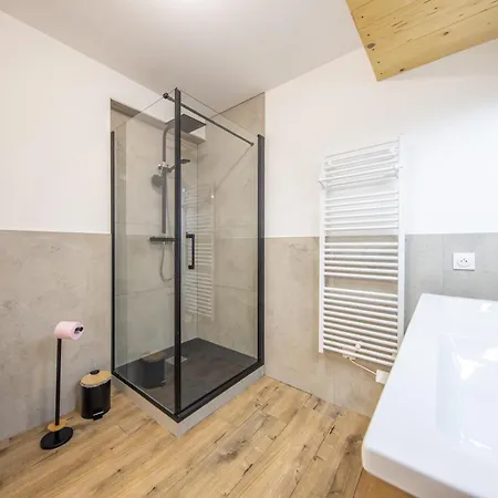 Le White - Espace Confort & Modernite - Clim Parking Et Wifi - Elite Premium Properties Services * Houdemont