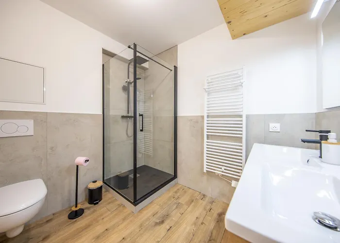 Bright 2 Bedroom I Cozy I Ideal For Family And Business * Houdemont