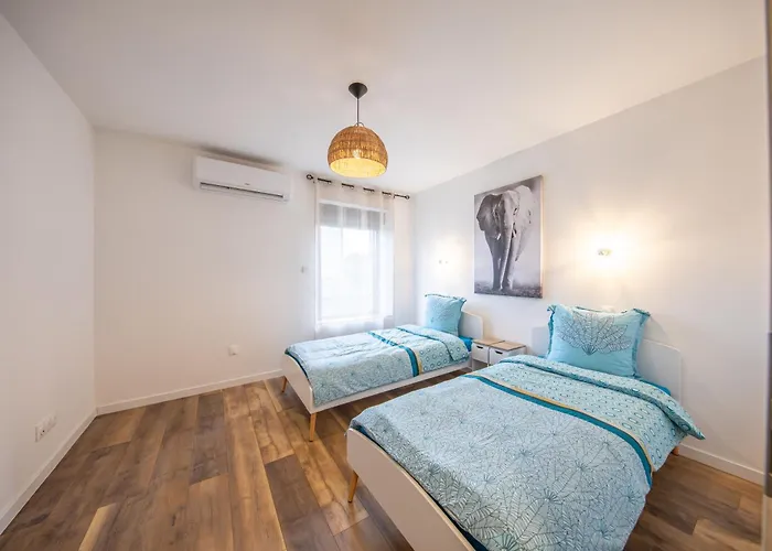 Bright 2 Bedroom I Cozy I Ideal For Family And Business * Houdemont