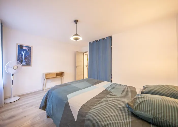 Bright 2 Bedroom I Cozy I Ideal For Family And Business