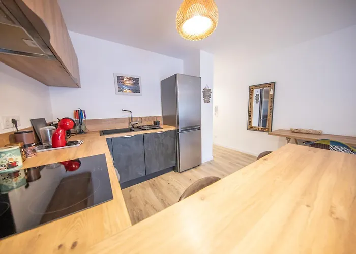 Bright 2 Bedroom I Cozy I Ideal For Family And Business Apartment Houdemont